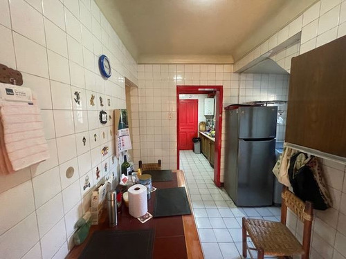 Casa En Venta De 4 Dorm. En Ñuñoa