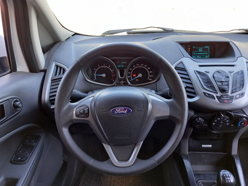 Imagen 6 de 15 de Ford Ecosport 2015 2.0 Se 143cv 4x2