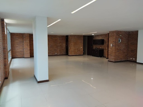 Imagen 7 de 9 de Oficinas En Arriendo Castropol 473-9485