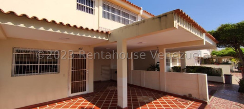 Casa En Venta En Av. Milagro Norte Mls Yohana Hidalgo 