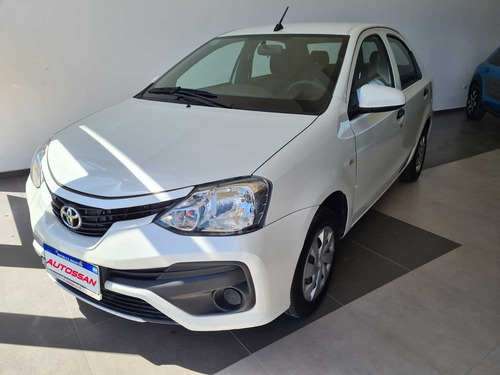 Toyota Etios 4ptas 2019