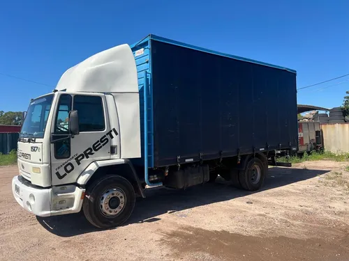 Ford Cargo 1517. Caja Sider 12 Pallets