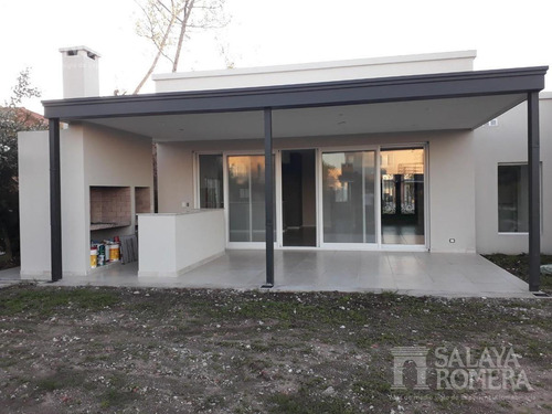 Imagen 15 de 26 de Casa A Estrenar 4 Amb En Venta Escobar Loma Verde
