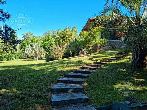 Casa 4 Dormitorios Con Piscina Sobre Ruta 10 ,interbalnearia Solanas.