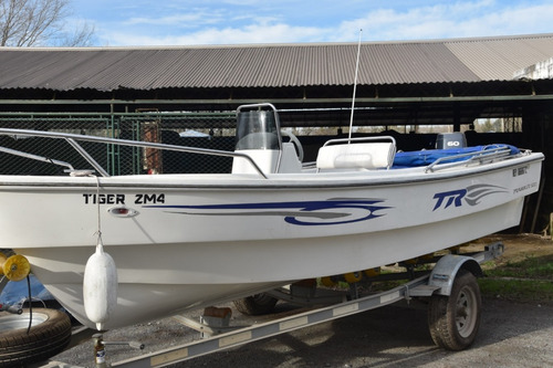Tracker Marca Trakker 520, Con Yamaha 60hp 2 Tiempos (2011)