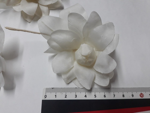 Flores De Tela Artificial Tocados Apliques Novias Ramos X3 Blanco