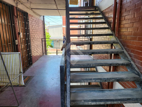 Venta Departamento Cerrillos 3 Dormitorios Ffcc Ame Indigena