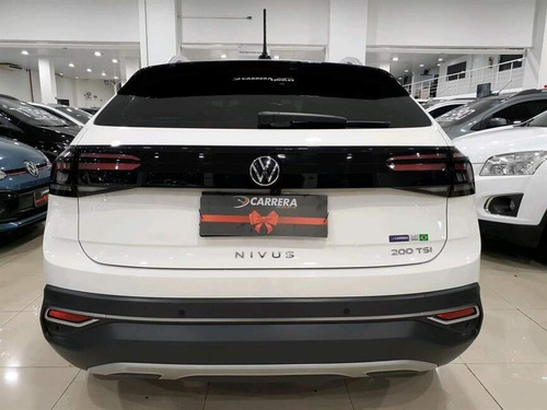 Imagem 4 de 12 de Nivus 1.0 200 Tsi Total Flex Highline Automático