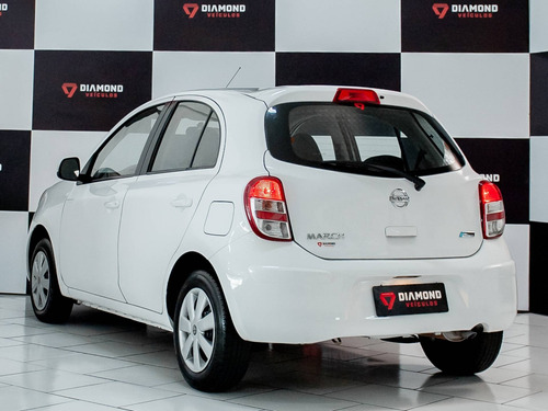 Nissan March 1.0 S 16v Flex 4p Manual