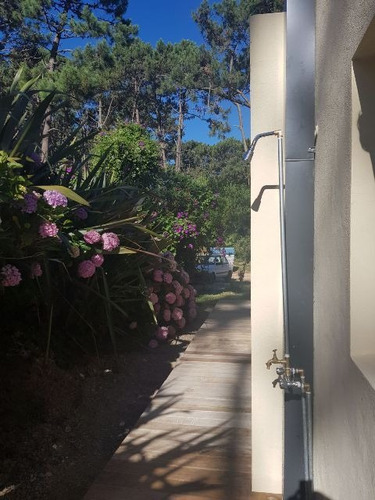 Casa En Venta De 3 Dormitorios En Montoya