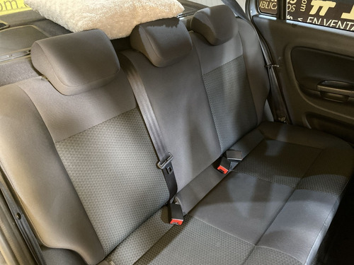 Imagen 10 de 20 de Volkswagen Voyage Comfortline