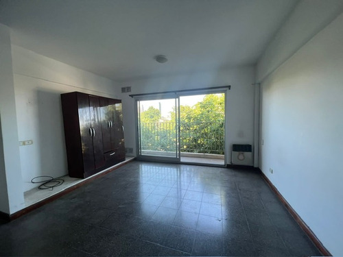 Departamento En Alquiler En Campana Monoambiente Centro