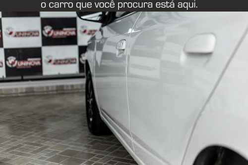 Chevrolet Onix Lt 1.0 Mpfi 8v 4p Mec. 2015