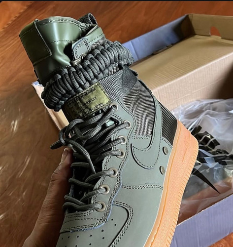 Nike Air Force 1 Sf-a1 Número 27 (Usado)