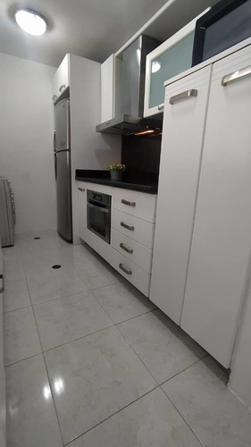 Imagen 3 de 10 de Inversiones Atlantis Brca Ofrece Bello Apto En Villa Granada