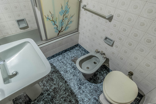 En Venta · Casa En Block · 4 Ambientes · Terraza · Múltiples Espacios Funcionales · Piñeyro