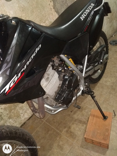 Imagem 1 de 5 de Honda Xr Tornado