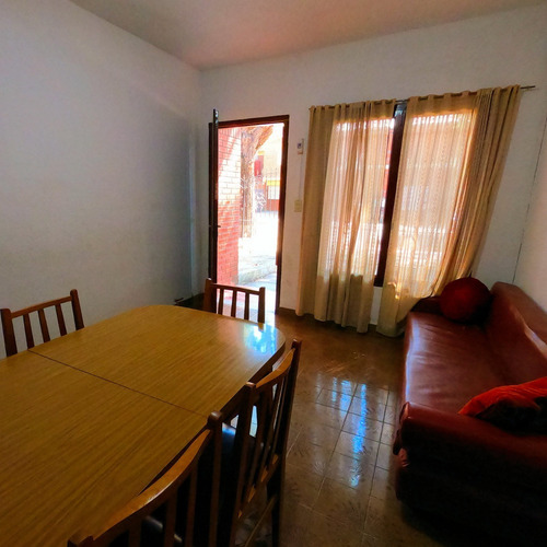 Imagen 6 de 27 de Duplex En Pleno Centro De La Localidad