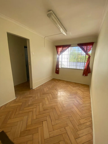 Arriendo Oficina 4hab 3ba San Bernardo