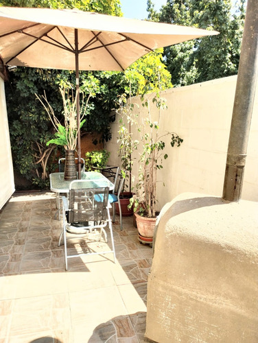 Casa De Tres Niveles En Condominio! Descuento En Comision