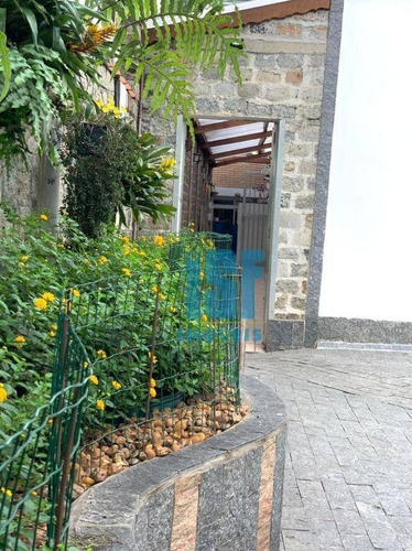 Imagem 26 de 30 de Sobrado Com 4 Dormitórios À Venda, 300 M² Por R$ 2.500.000 - Butantã - São Paulo/sp - So5747. - So5747
