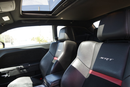 2012 Dodge Challenger Srt Excelente Trato Solo 34600 Km