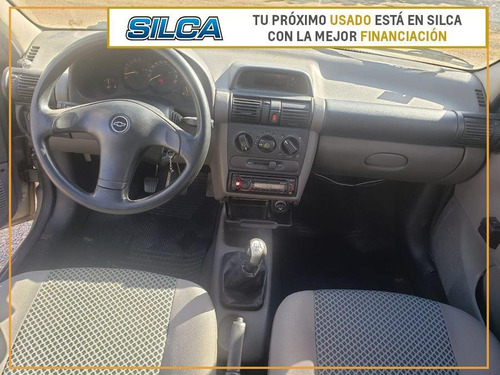 Chevrolet Corsa Wagon 2010 Beige 5 Puertas