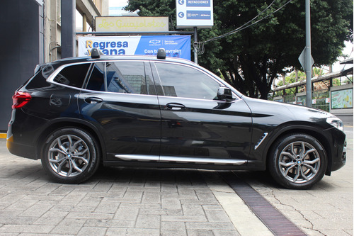 BMW X3 5p xDrive 30i X Line L4/2.0/T Aut