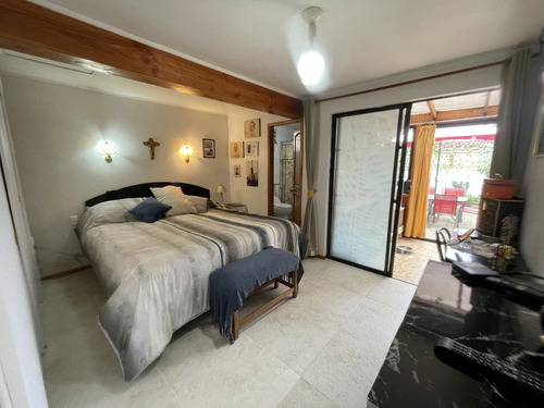 Casa De Un Piso/barrio Residecial/excelente Conectividad