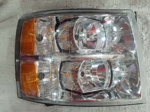 Faro Chevrolet Silverado 2008/2016 Marca Tyc Par