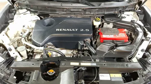 Renault Koleos 2.5 Iconic Cvt