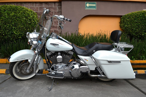 Imagen 15 de 15 de Impecable Harley Road King Classic Para Exigentes Con Extras
