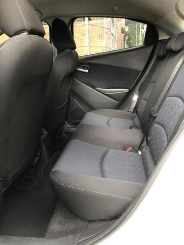 Mazda 2 2017 1.5 Touring
