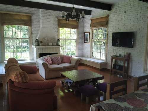 Casa En Venta De Estilo Colonial -barrio Parque Alvear Ii - Tortuguitas,