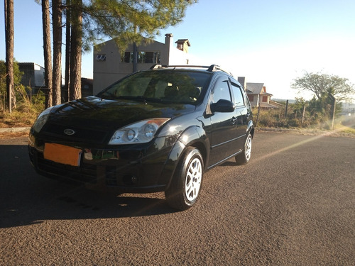 Imagem 1 de 15 de Ford Fiesta 2010 1.6 Trail Flex 5p