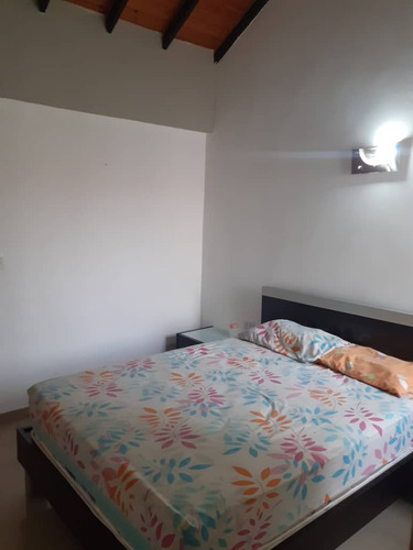 Imagen 13 de 21 de Townhouse En Residencias Altos De Monte Alegre Urb Tazajal En Naguanagua + Piscina Y Pozo