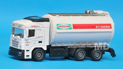 Auto De Coleccion - Camion Escala 1:50 - Friccion !