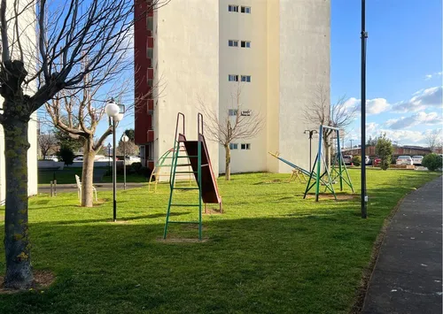 Departamento En Venta De 2 Dorm. En Condominio Plaza Club