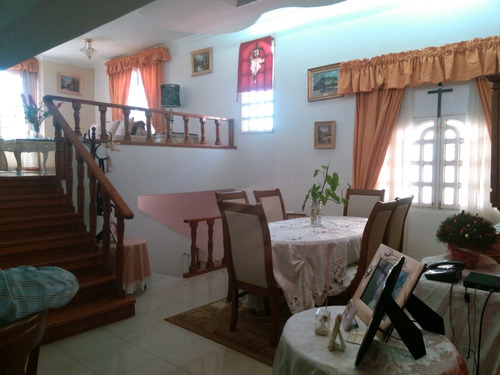 Imagen 3 de 14 de Hermosa Y Cómoda Quinta En Zona Norte Maracaibo Vende Ml