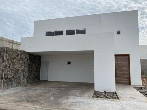 Casa En Venta Villas Del Renacimiento, Torreon Coah.