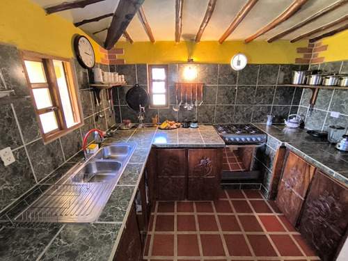 Casa En Venta Tipo Posada Estilo Medieval En Safari. (hg)