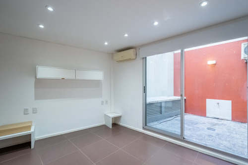 Departamento 2 Amb Venta En Recoleta Con Patio