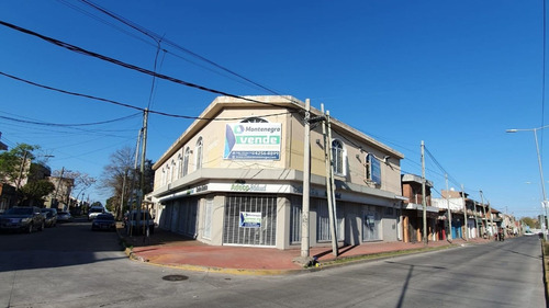 Imagen 2 de 10 de Local En Venta En Ezpeleta