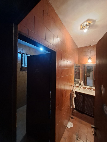 Gran Casa A Remodelar En Lote Propio - Cerca Subte