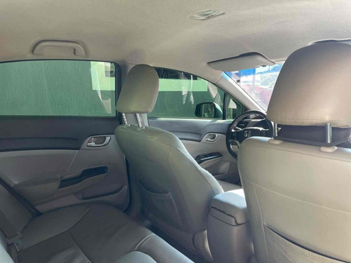 Honda Civic 1.8 LXS 16V FLEX 4P AUTOMÁTICO