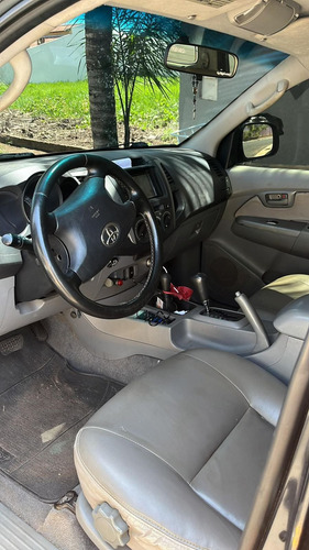 Toyota Hilux 3.0 Srv Cab. Dupla 4x4 Aut. 4p