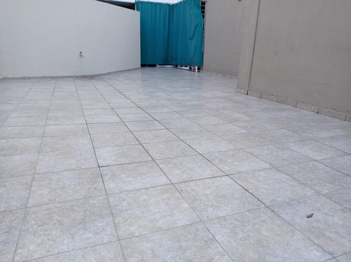 Imagen 20 de 23 de Venta. Departamento Dos Dormitorios, Patio Y Cochera. Zona Centro