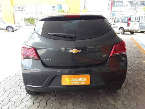 Chevrolet Onix 1.0 Mpfi Lt 8v Flex 4p Manual