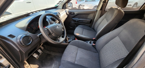 Imagen 10 de 17 de Ford Ecosport 2011 1.6 My10 Xl Plus Mp3 4x2