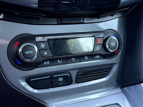 Ford Focus 2.0 TITANIUM HATCH 16V FLEX 4P POWERSHIFT
